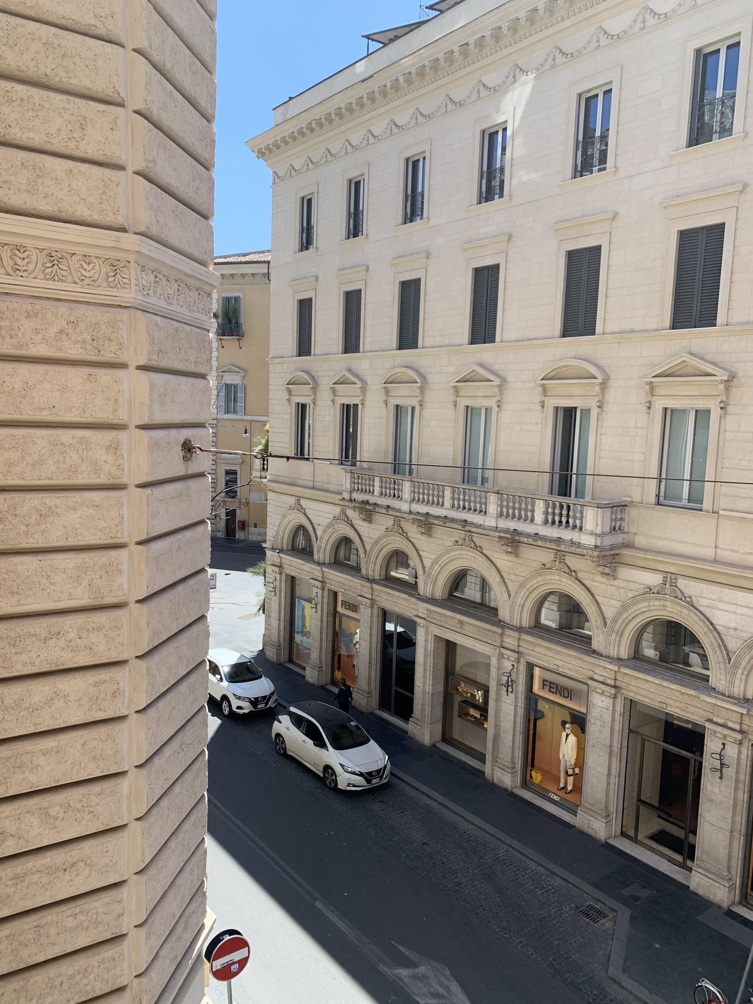 Charme & Chic Bed & Breakfast Rom