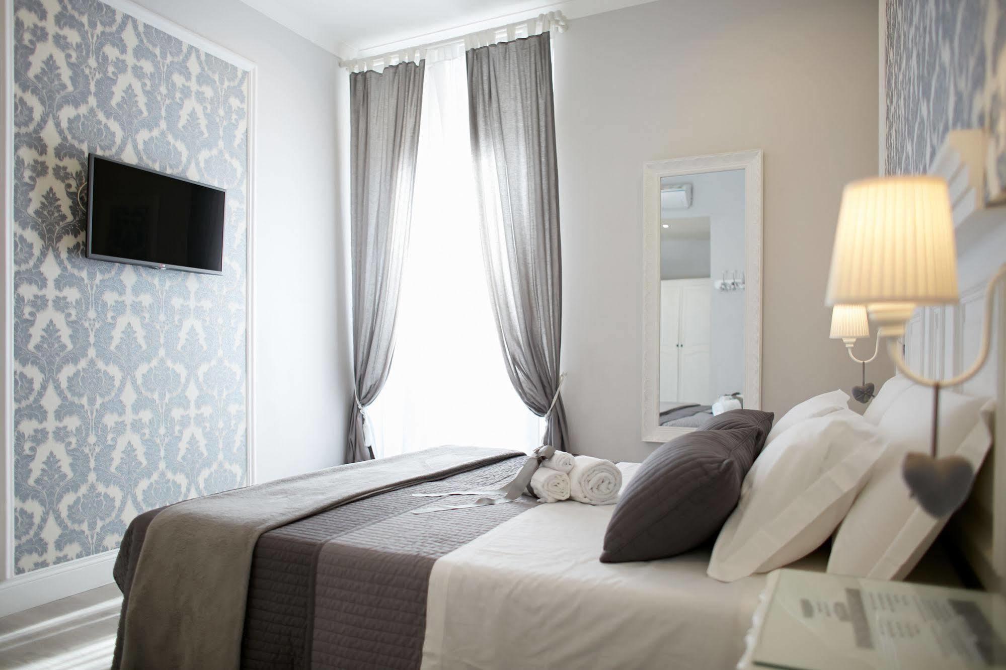Charme & Chic Bed & Breakfast Rom