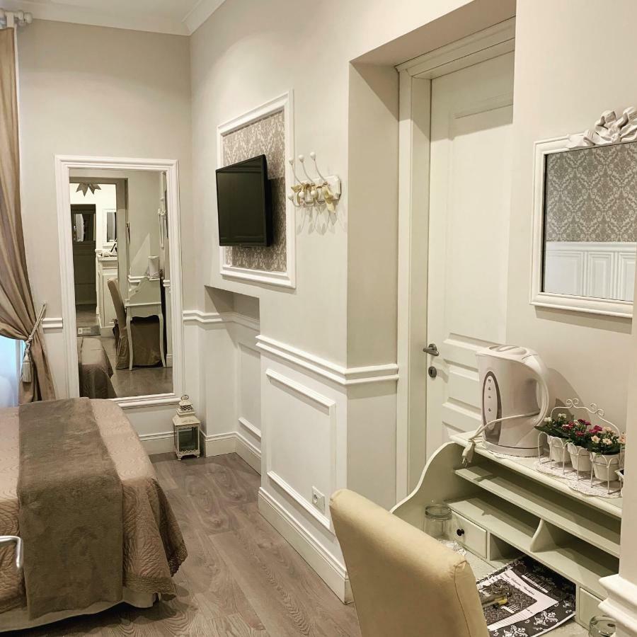 Charme & Chic Bed & Breakfast Rom